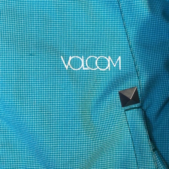 Volcom Winter Jacket - Picture 2 of 7